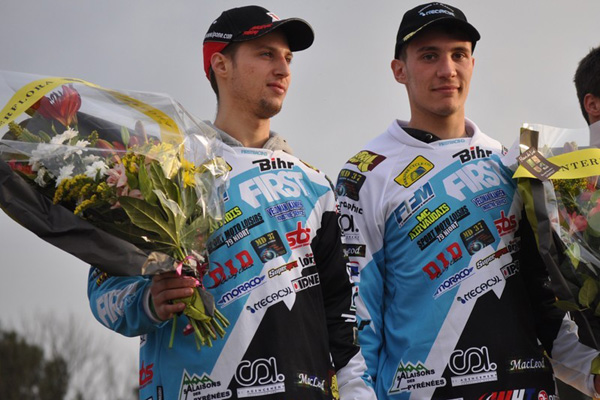 Valentin Giraud et Nicolas Musset remportent le championnat de France de sidecar cross Glénac 2014