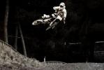 Vido en noir et blanc du motocross de Pernes les Fontaines 2011
