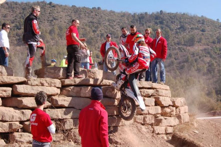 Laia SANZ enduro Gas Gas 2012