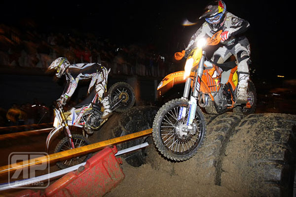 Duel entre David Knight et Christophe Nambotin