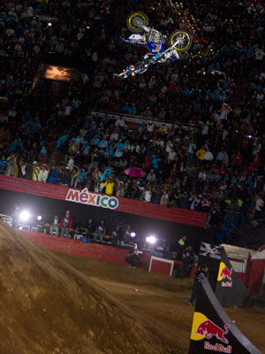 RedBull X-Fighters avril 2010 Mexico FMX
