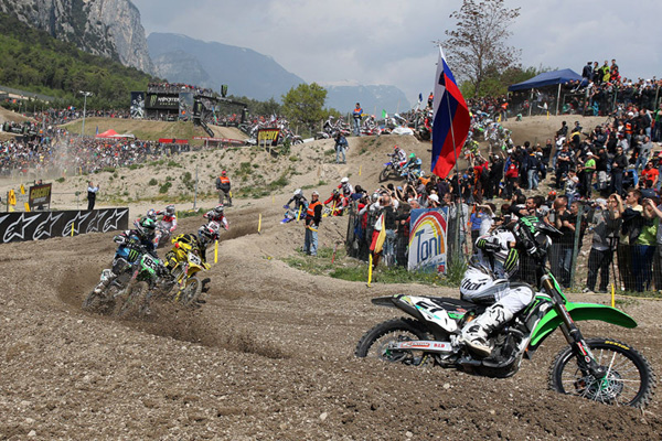 Gautier Paulin réalise le holeshot et remporte la première manche du GP motocross MXGP Italie 2014