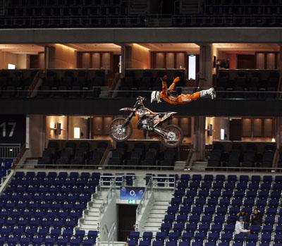 Jose Miralles au Night of the Jumps de Berlin 2009