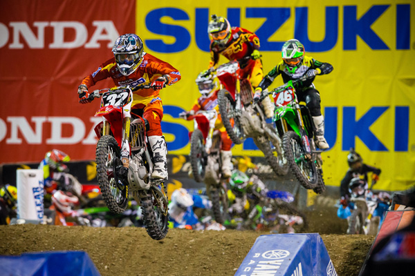 A l’aube de ses vingt-et-un ans, Justin Bogle remporte la première victoire de sa carrière en menant de bout en bout