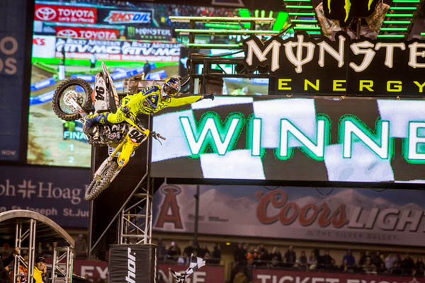 Victoire de Ken Roczen supercross ama 450cc Anaheim 1 2015