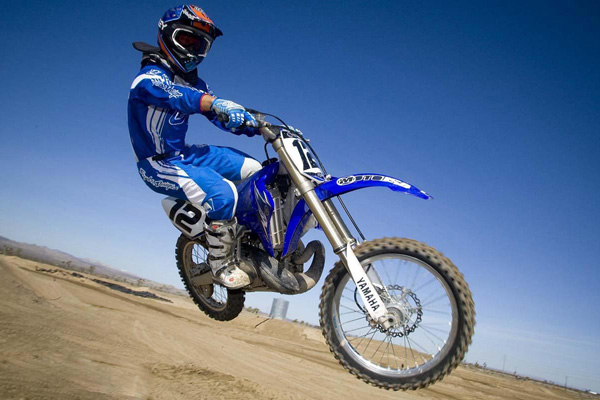 motocross saut Yamaha