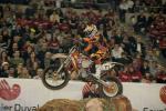 Tadeusz Blazusiak remporte facilement enduro indoor de Barcelone 2011