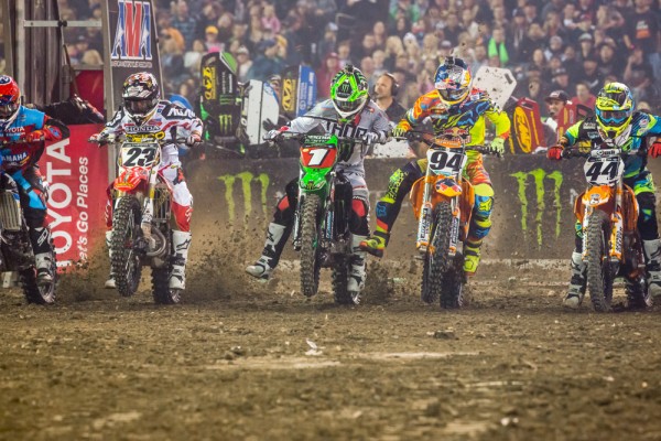 Les numéros de course des pilotes professionnels du supercross et motocross ama 2015