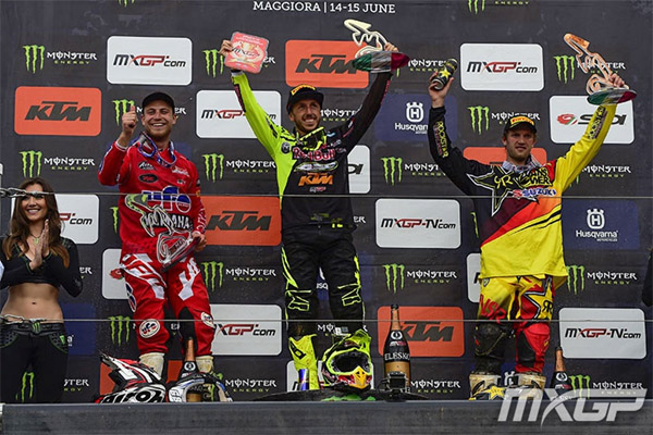 Podium du GP motocross MXGP Italie Maggiora 2014 Victoire d'Antonio Cairoli