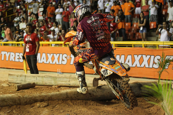 Taddy Blazusiak superenduro Tours France 2014