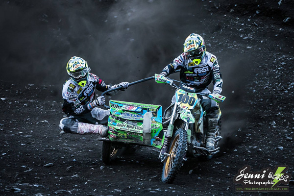 Le TGM Valentin Giraud et Nicolas Musset s'impose au championnat de France de Side-car cross Bourg d'Oisans 2014