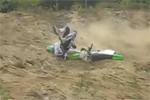 Belle chute en cote une Kawasaki
