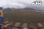 Derek Drake n'a pas peur de faire hurler sa KTM 2 temps