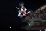 Mark Monea réalise de nouveau son Front Flip 360 lors du show Nitro Circus Live