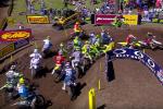 Gros cafouillage entre Webb et Savatgy au départ du MX AMA
