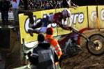 Justin Barcia s'essaie a rentrer un superman lors du MXDN 2012