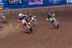 Belle bagarre entre Bogle, Bell, Webb et Martin au motocross ama Thunder Valley 2014