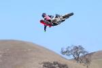 Trey Canard et Cole Seely en action
