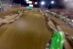 La chute de Ryan Villopoto lors de la Monster Energy Cup 2013 en camra embarque
