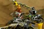 Le crash de Ryan Villopoto lors du supercross de Phoenix 2012