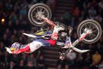 Vido FMX - Ce vendredi, la session Freestyle du supercross de Bercy 2011 enflamme le popb