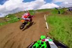 Le duel entre Gautier Paulin et Antonio Cairoli au GP MXGP Bulgarie 2014