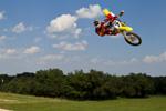 James Stewart nous invite  son premier entrainement sur sa Suzuki Yoshimura 