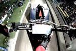 Motos, voitures et scooters des neiges sont prets  dcoler