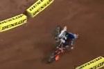 Gros crash de Malcolm Stewart au supercross Lites Atlanta 2012