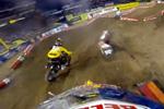La bataille entre Davi Millsaps et James Stewart vue de l'interieur lors du SX Anaheim 3 2013
