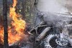 Son enduro prend feu entre ses jambes et finit carbonise