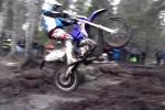 La moto tout terrain, a fait vibrer