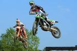 La bagarre entre Gautier Paulin et Antonio Cairoli lors du GP MX1 Italie 2013