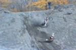 Grosse chute de Traves Kelly lors d'un backflip