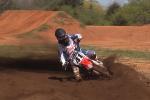 Drew et Dalton vont essayer de suivre Trey Canard sur son terrain de MX