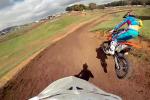Grosse bagarre de 125cc 2 temps  Muddy Creek