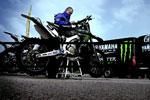 Reportage vidéo avec Gautier Paulin, David Philippaerts et Ken De Dycker, Yamaha Monster Energy Motocross Teams 2010
